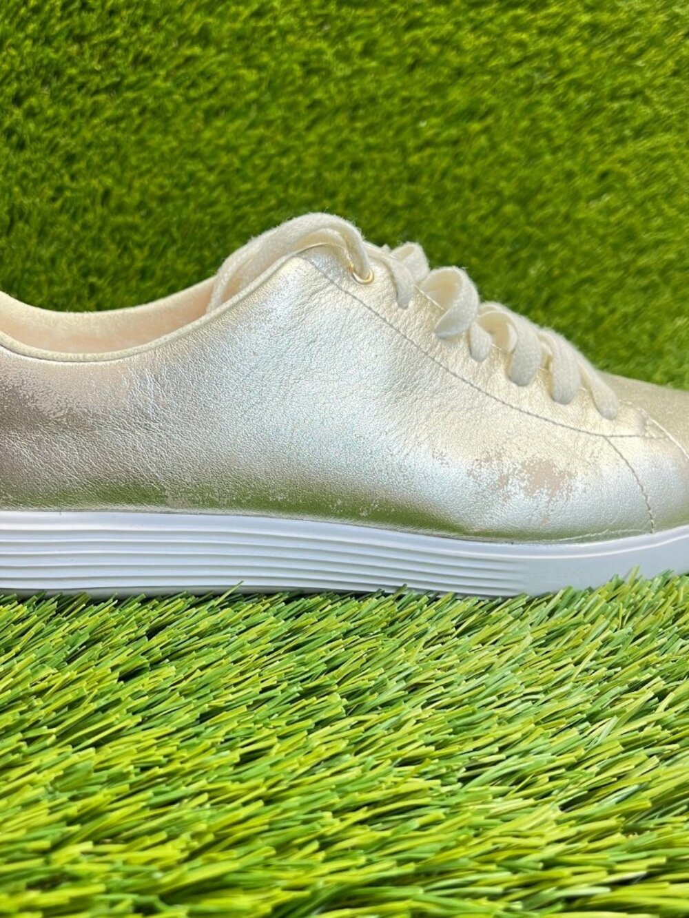 Cole Haan Grand Crosscourt II Womens Size 9.5 Silver White Casual Shoes Sneakers